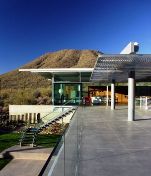 Fonce Architecture, a Phoenix Arizona Architectural Firm designed this property in Paradise Valley in the early 2000's.